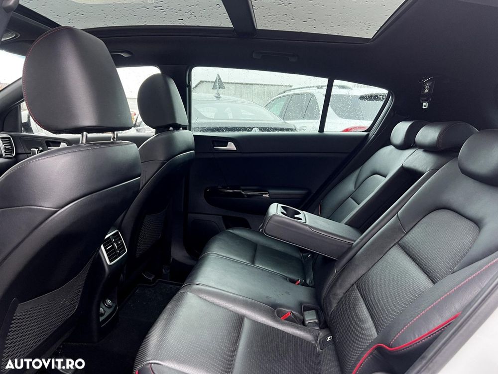 Kia Sportage 2.0 DSL 8AT HP 4x4 GT Line - 35