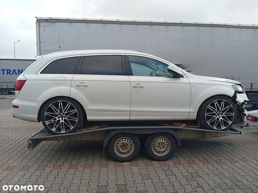 Audi Q7 - 6