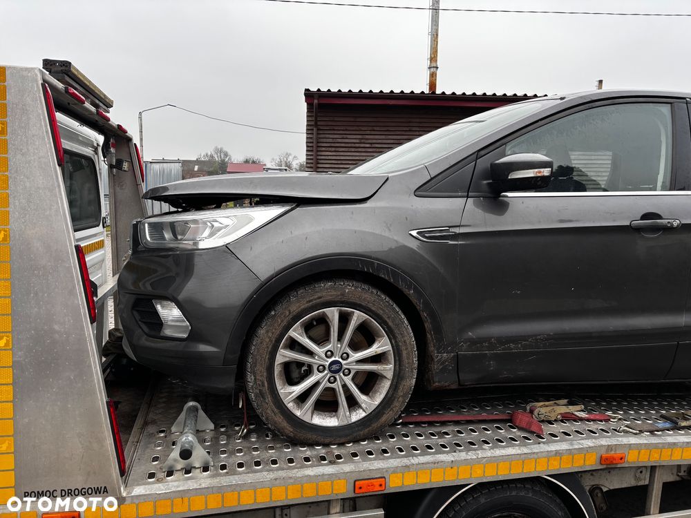 Ford Kuga 1.5 EcoBlue TITANIUM - 2