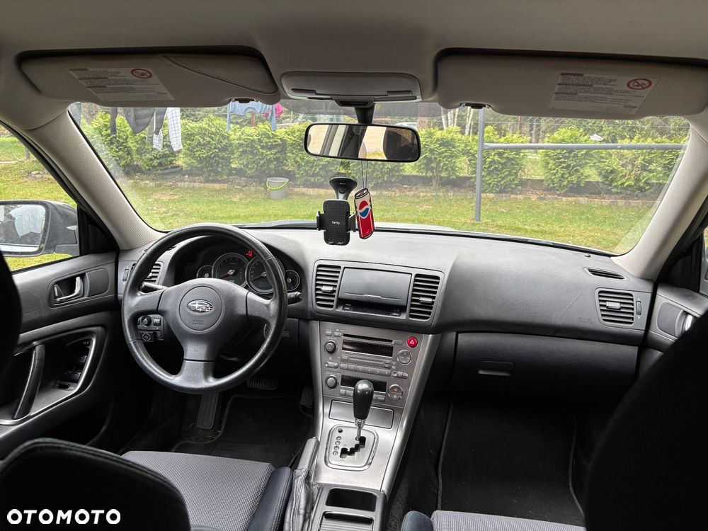 Subaru Legacy 2.0i AT - 8