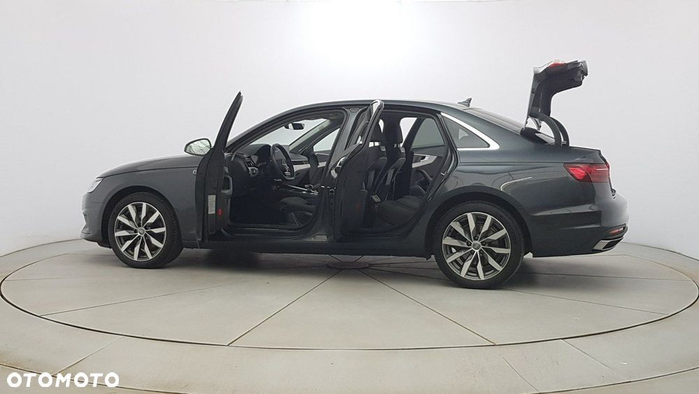 Audi A4 Allroad - 11