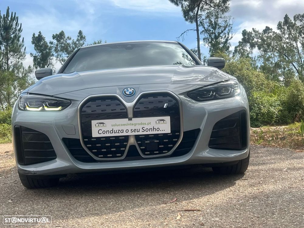 BMW i4 eDrive40 Edição Desportiva M - 28