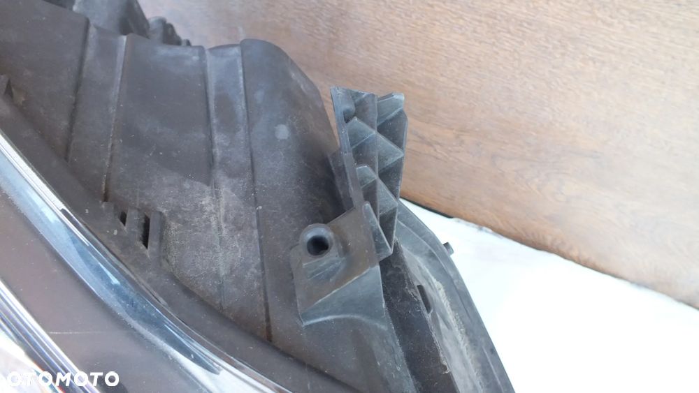Lampa przednia prawa Opel Zafira C - 4