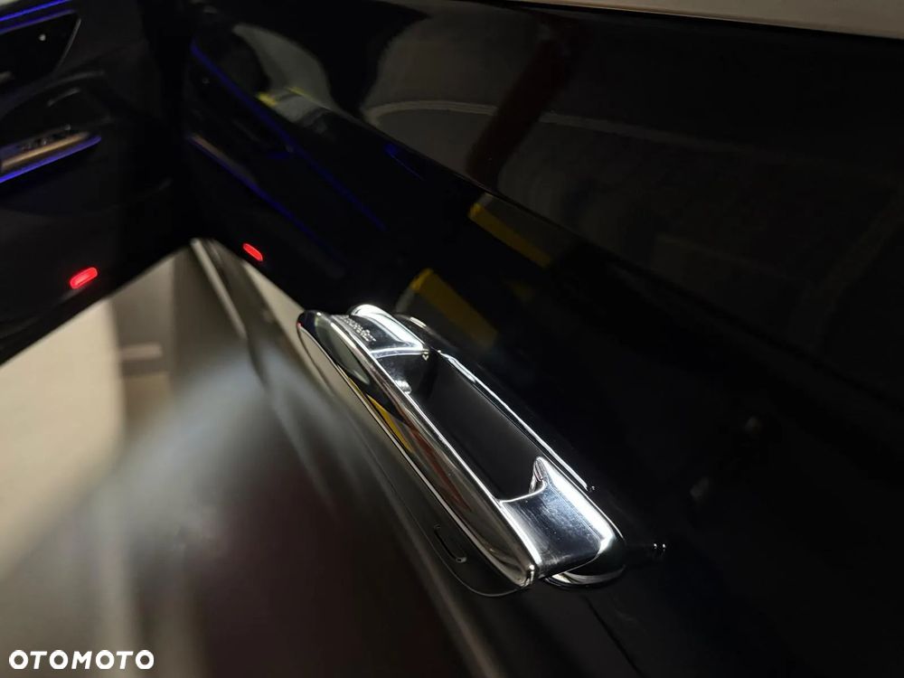 Mercedes-Benz Klasa E 220 d 9G-TRONIC - 18