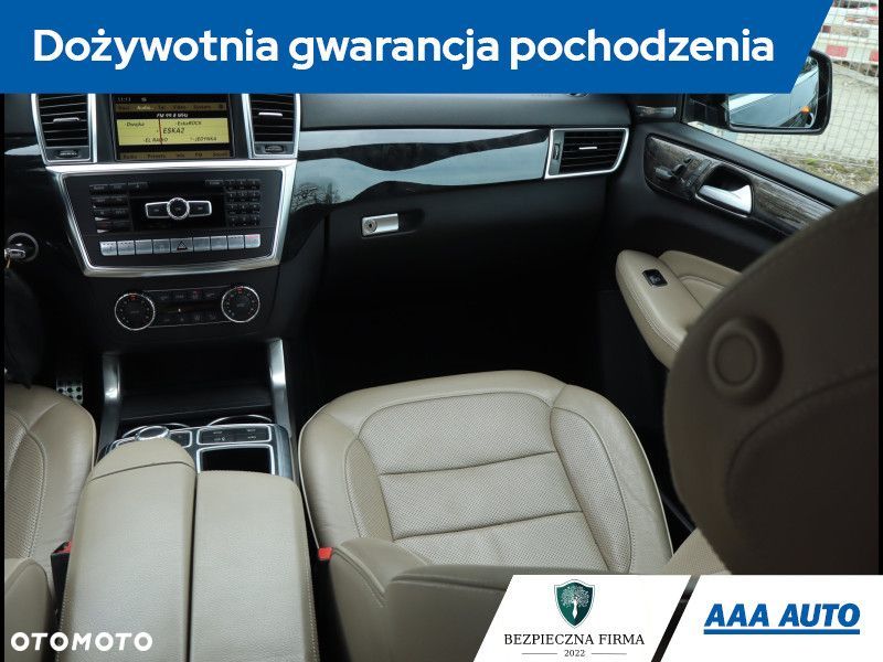 Mercedes-Benz ML - 10