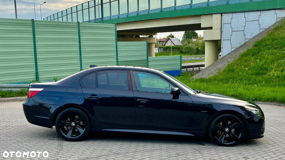 BMW Seria 5 525d Edition Exclusive - 9