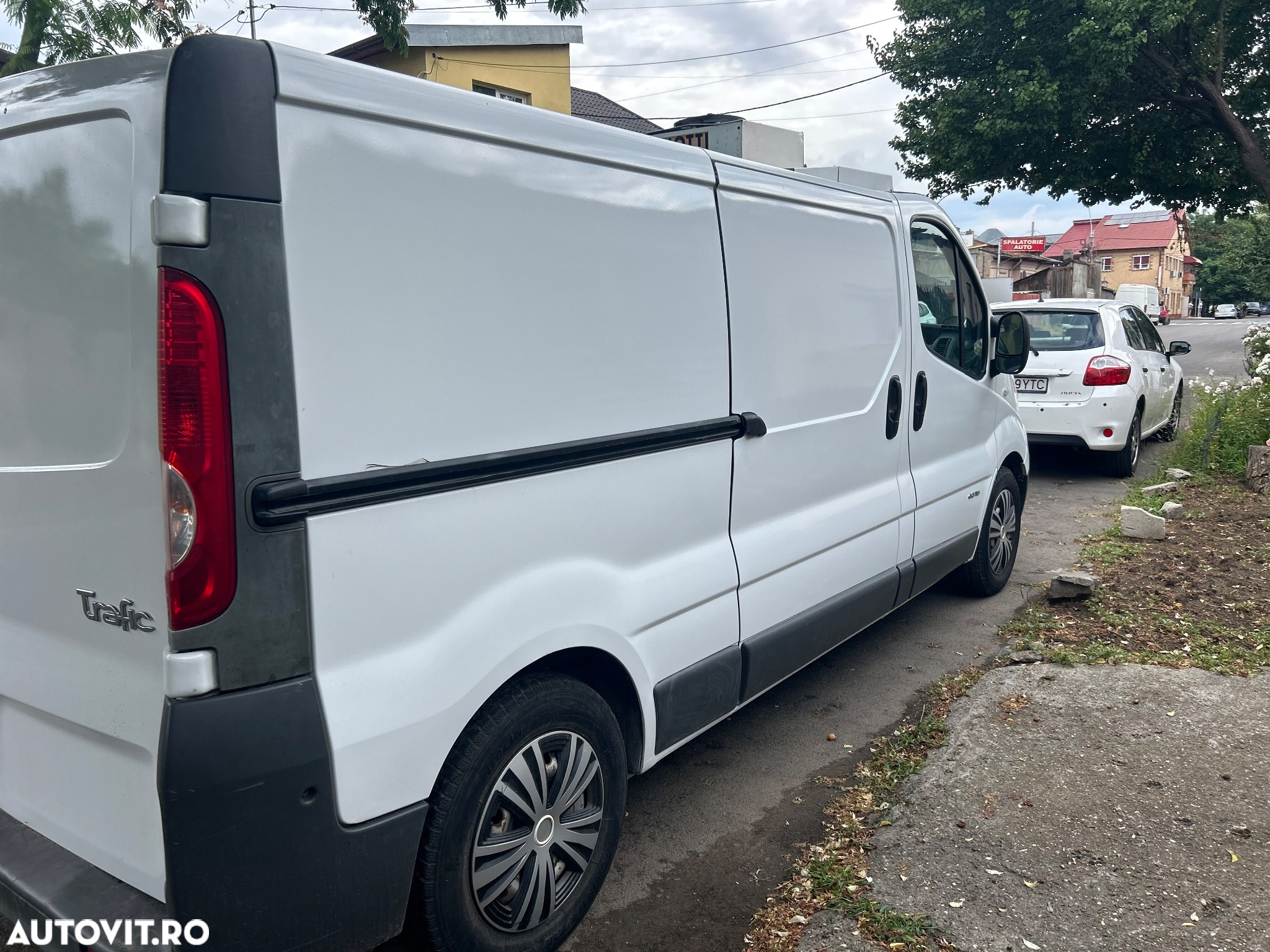Renault Trafic - 6