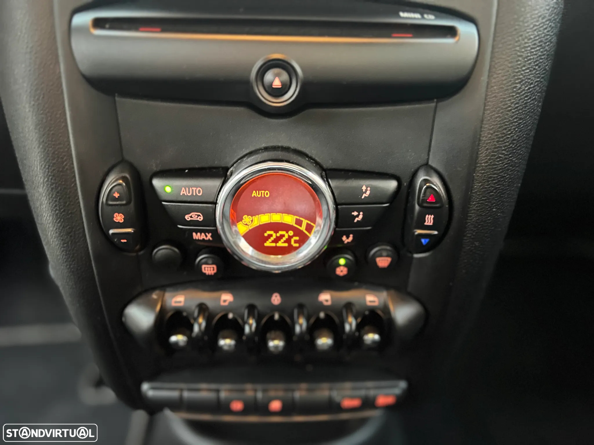 MINI Countryman One D - 7