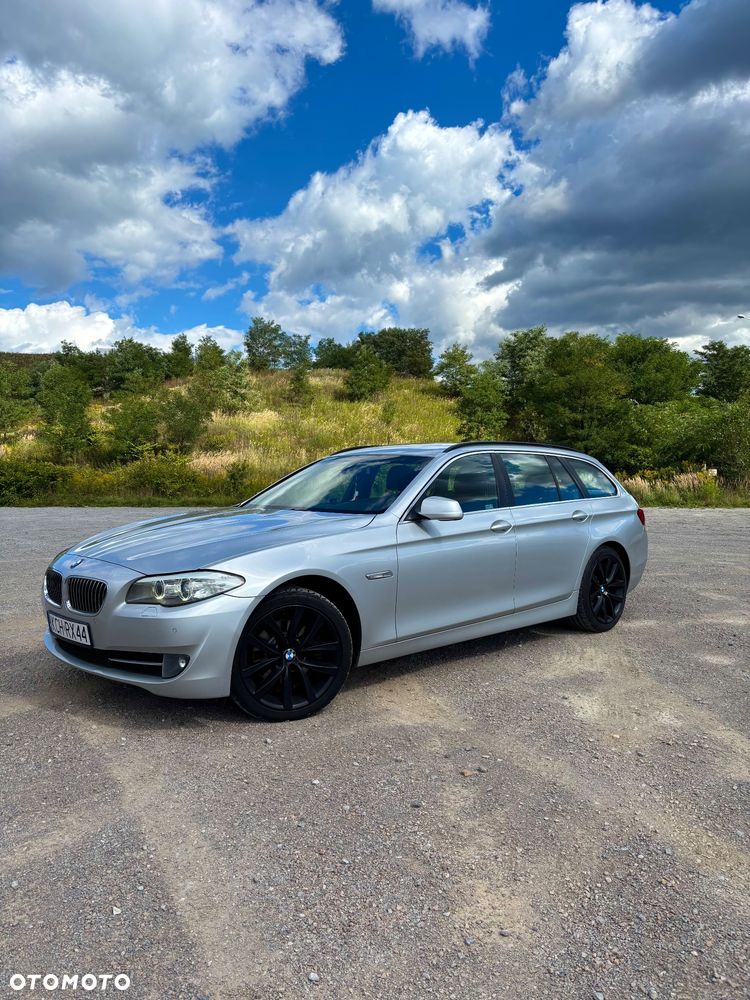 BMW Seria 5 520i Luxury Line - 15
