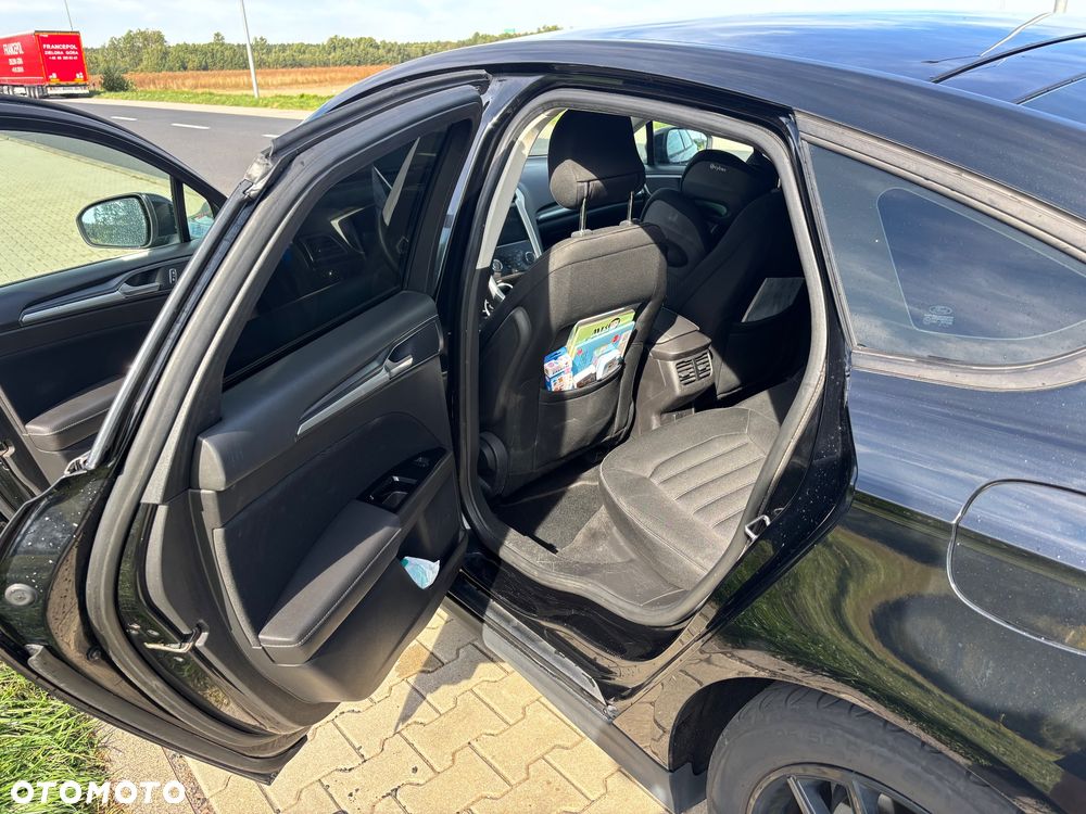Ford Mondeo - 11