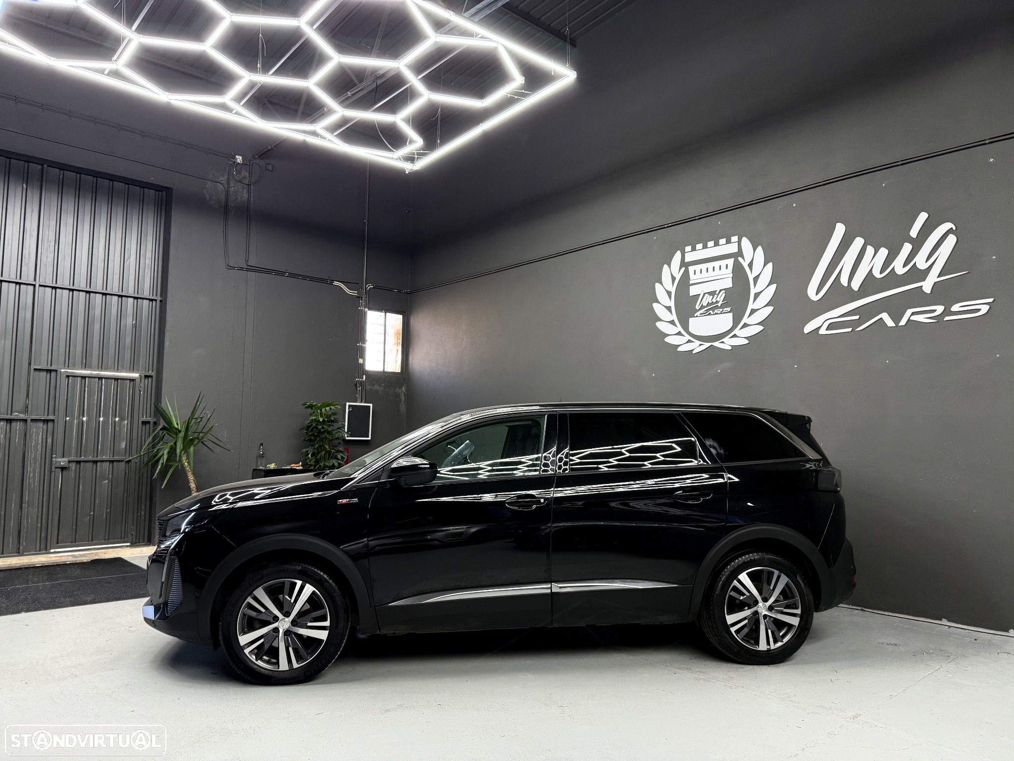 Peugeot 5008 1.5 BlueHDi Allure Pack EAT8 - 6