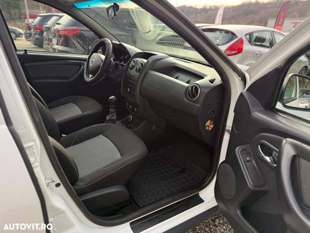 Dacia Duster 1.5 dCi 4x4 Ambiance - 8