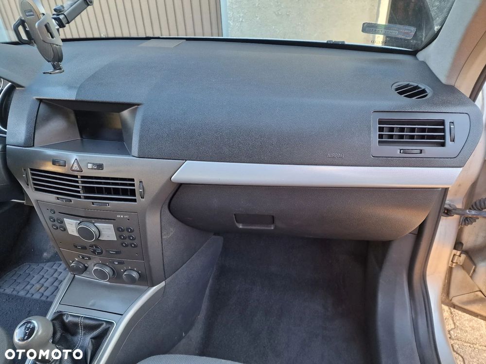 Opel Astra 1.7 CDTI Cosmo - 23