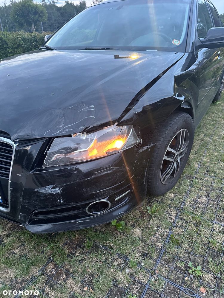 Audi A3 Sportback 2011 photo 3