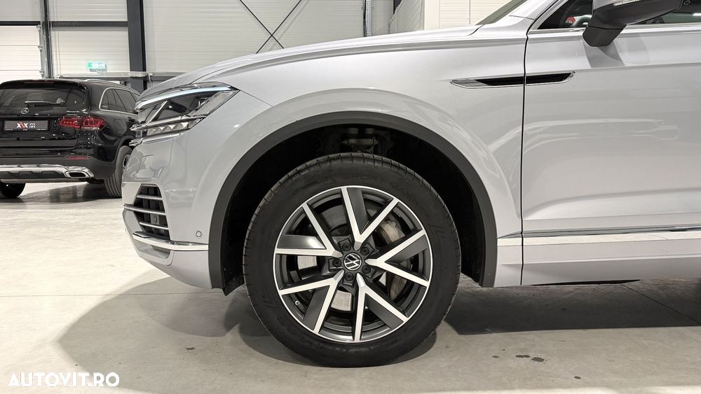 Volkswagen Touareg 3.0 V6 e-Hybrid 4Motion Aut. Elegance - 19