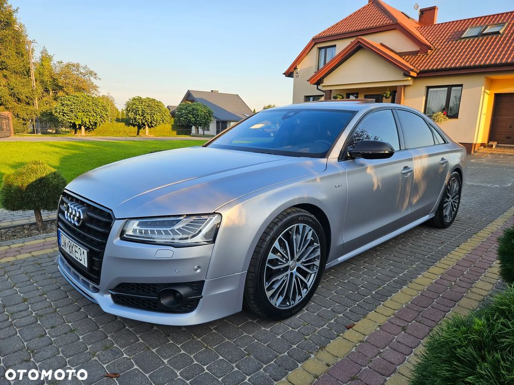 Audi S8 - 9