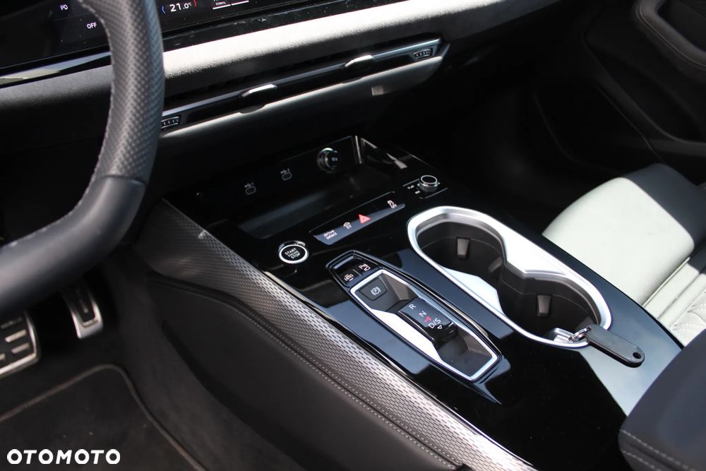 Audi A6 Avant e-Hybrid 220 kW Quattro S tronic - 23