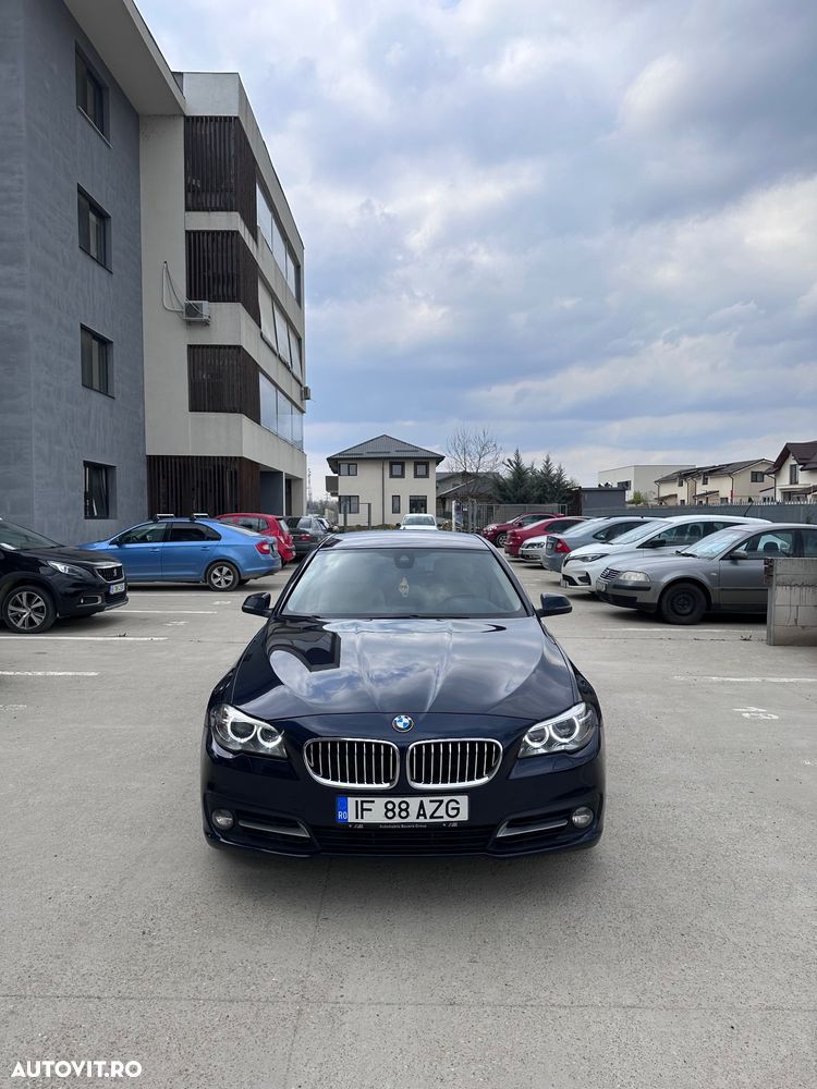 BMW Seria 5 520d xDrive - 5