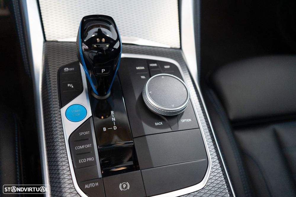 BMW i4 eDrive40 Pack Desportivo M - 23