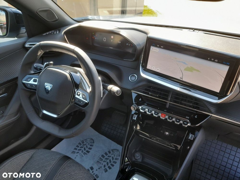 Peugeot 2008 1.2 PureTech Allure S&S EAT8 - 24