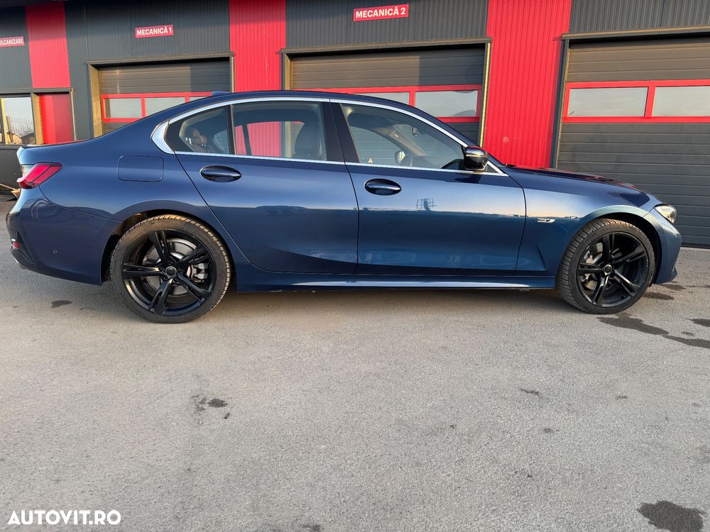 BMW Seria 3 330e Aut. Sport Line - 13