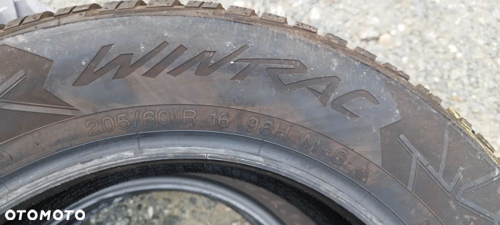 205/60/16 vredestein wintrac - 3
