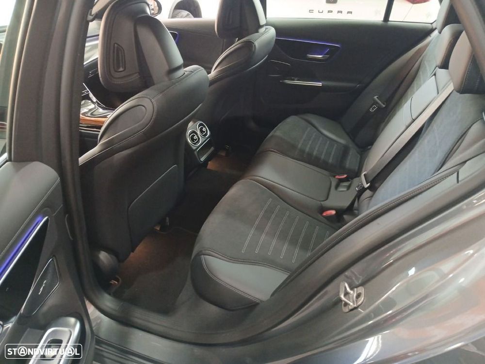 Mercedes-Benz C 220 d AMG Line - 34