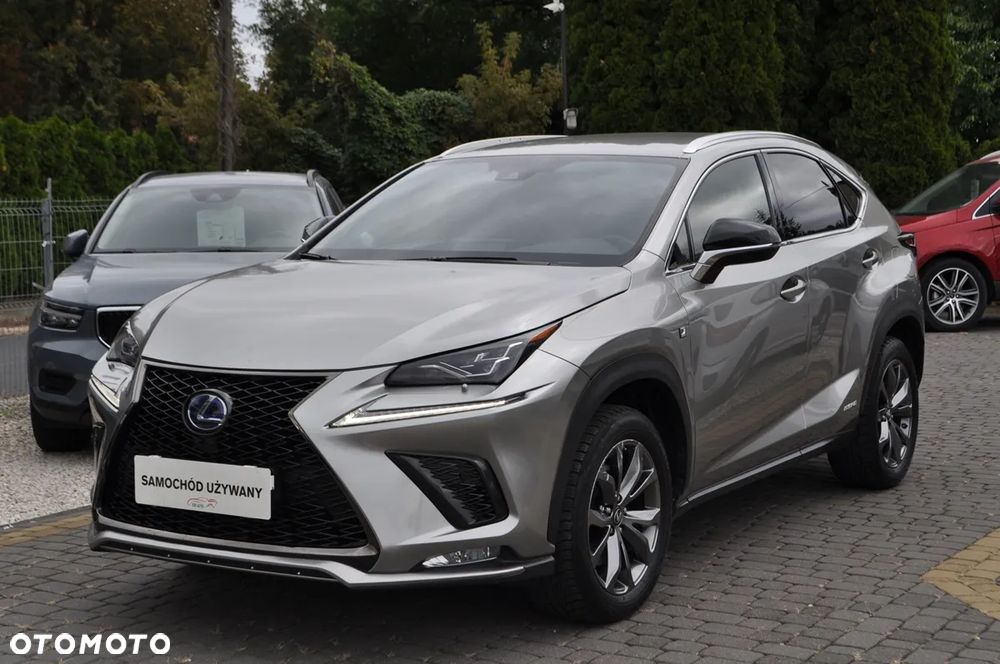 Lexus NX 300h F Sport Edition AWD - 4