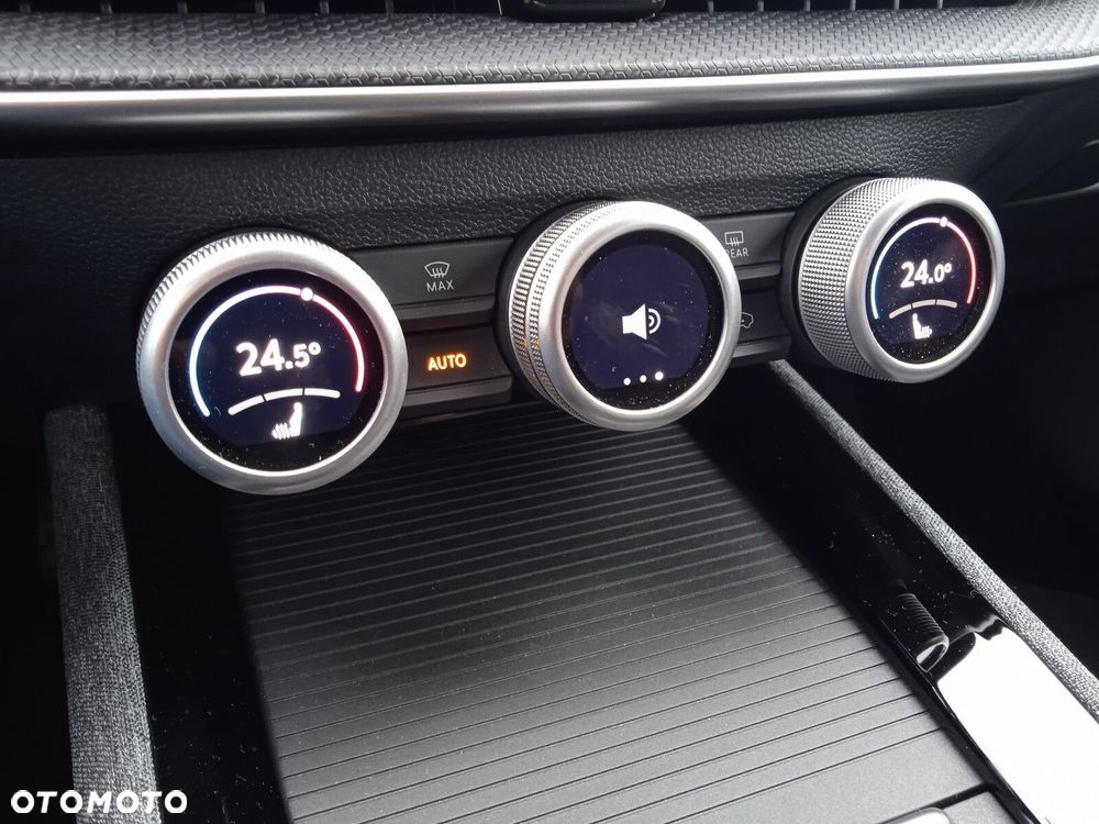 Skoda Superb 2.0 TDI SCR 4x4 Selection DSG - 21