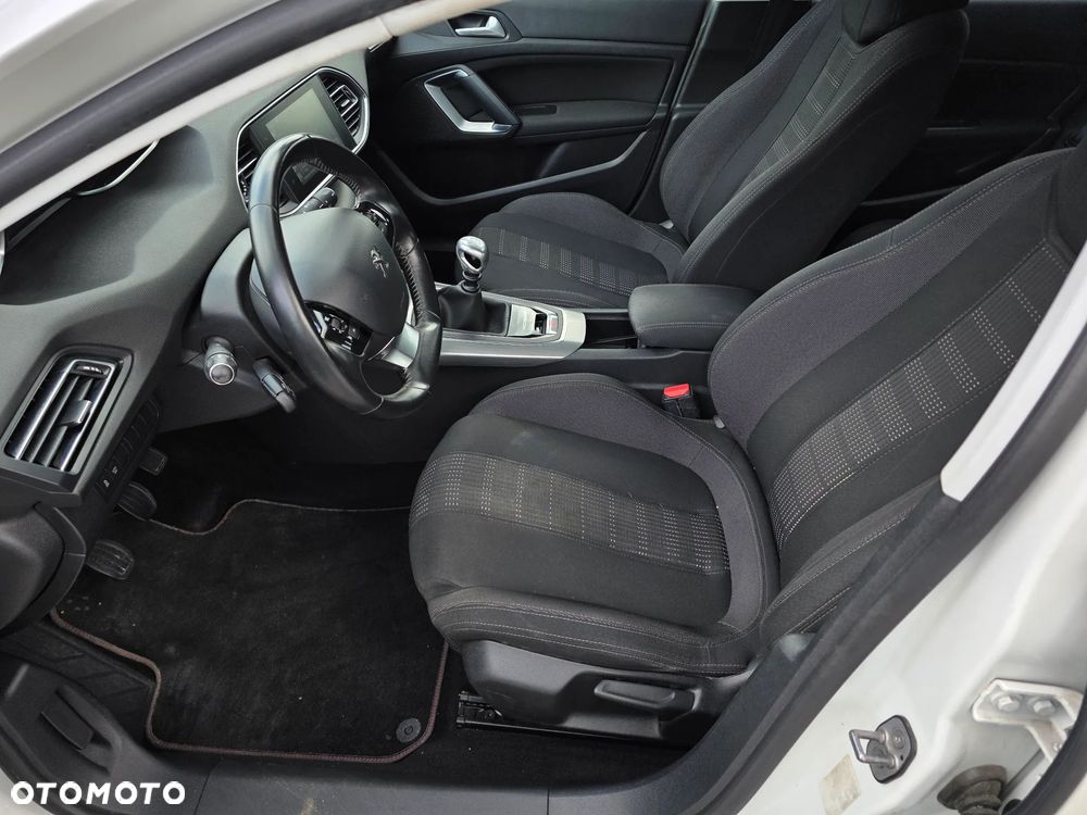 Peugeot 308 BlueHDi 120 Stop & Start Allure - 20