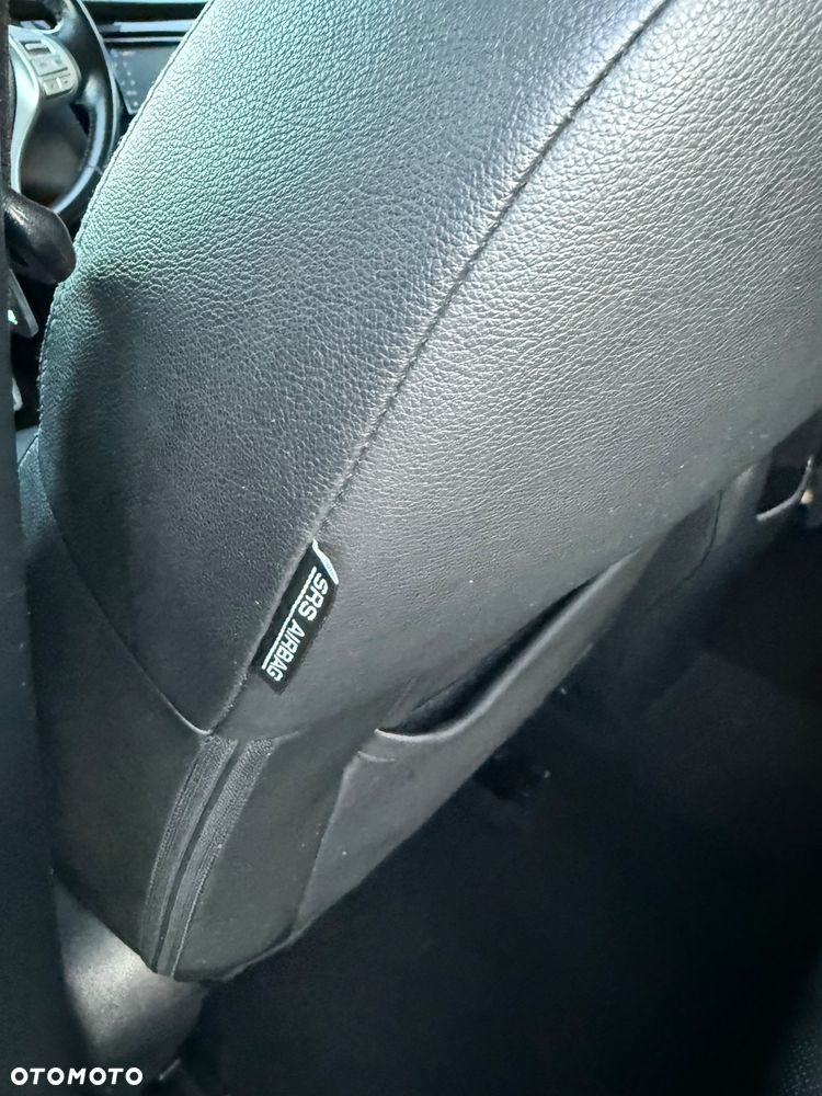 Nissan Qashqai 1.6 DCi N-Connecta Xtronic EU6 - 28