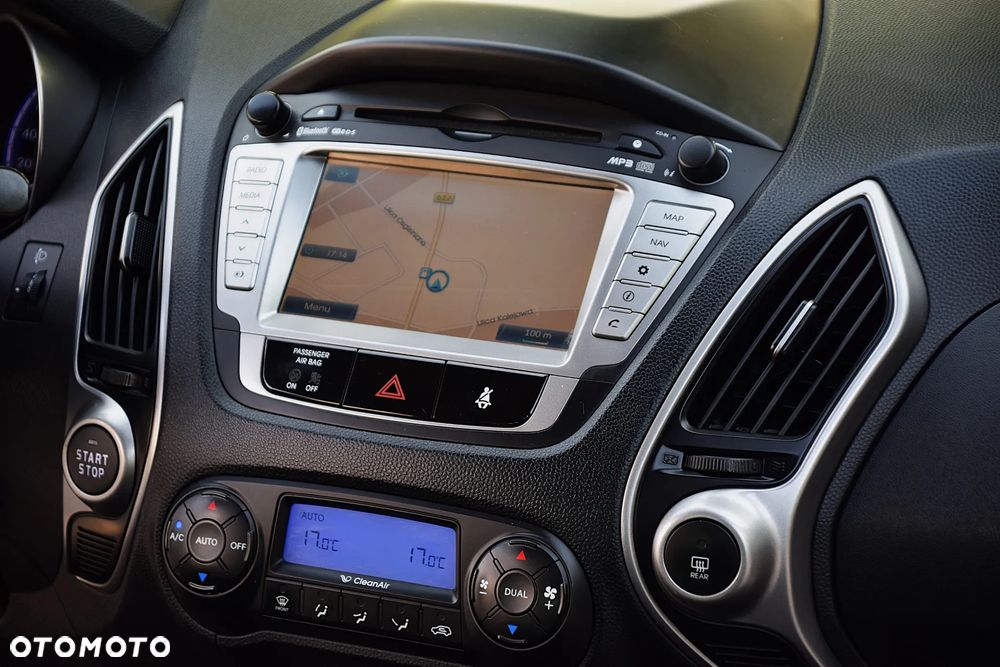 Hyundai ix35 2.0 CRDi 4WD Automatik Premium - 28