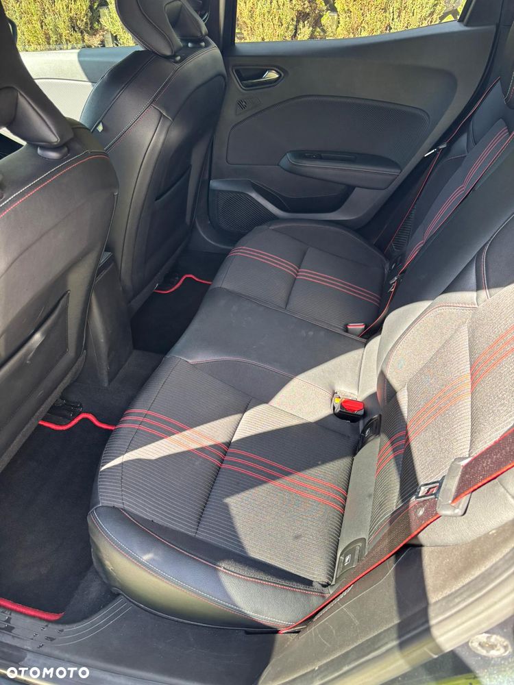 Renault Clio E-TECH 140 R.S LINE - 23