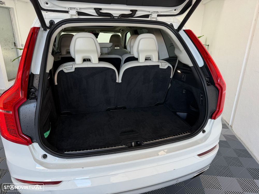 Volvo XC 90 2.0 B5 Momentum Plus AWD - 29