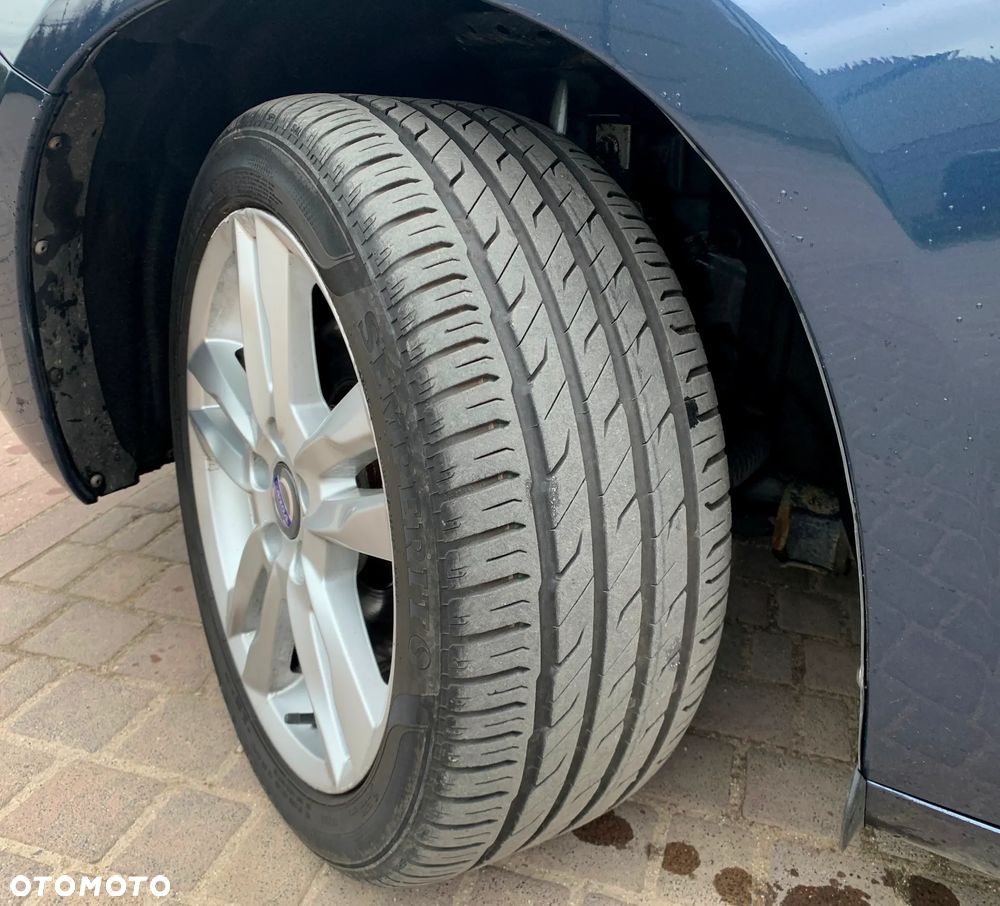 Volvo V60 ver-d2-momentum - 21