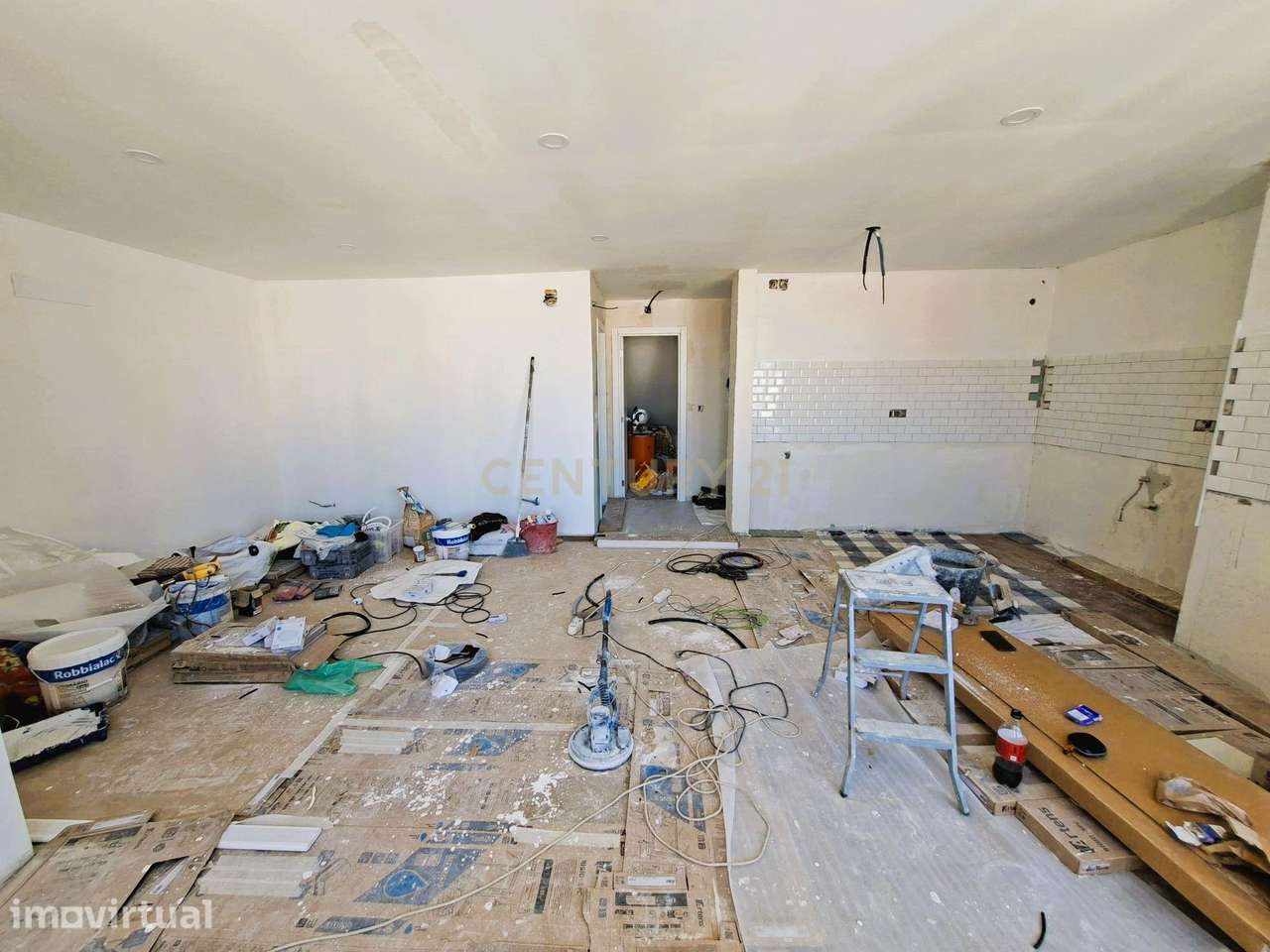 Apartamento Renovado em open-space na Penha de França, Lisboa - Grande imagem: 5/21