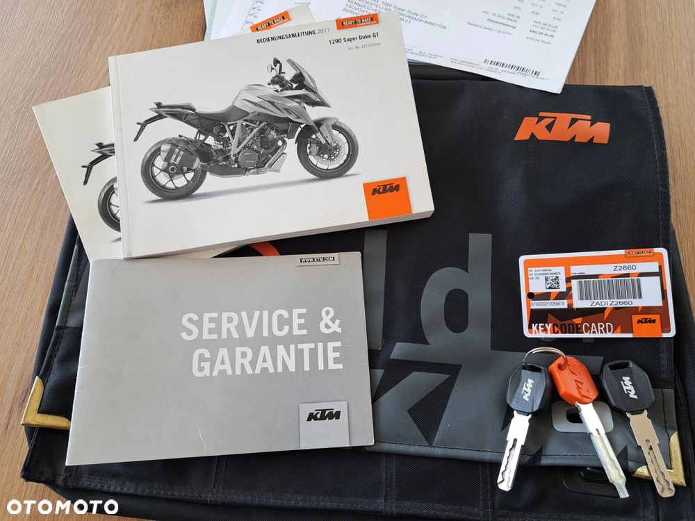 KTM Super Duke - 23