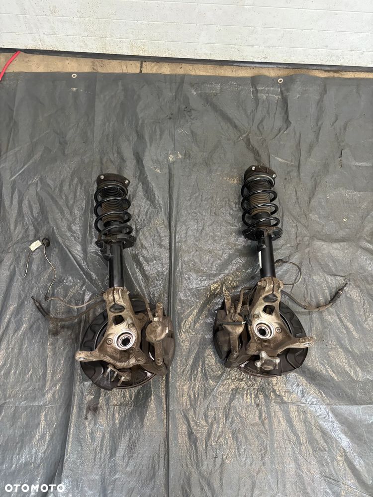 Skoda Kodiaq lift Tiguan zawieszenie zwrotnica  mcpherson przód prawy lewy 5QF413031CL 5Q0407257B 5QF412022GJ 5Q0407258B - 4