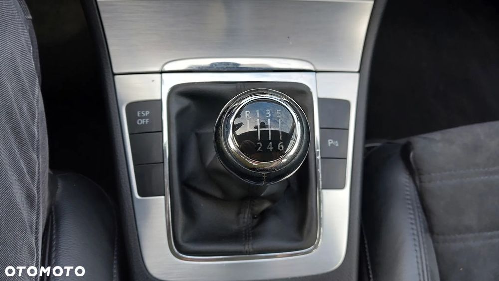 Volkswagen Passat 2.0 TSI Individual - 21