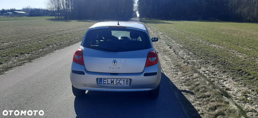 Renault Clio 1.2 16V Alize Euro5 - 5