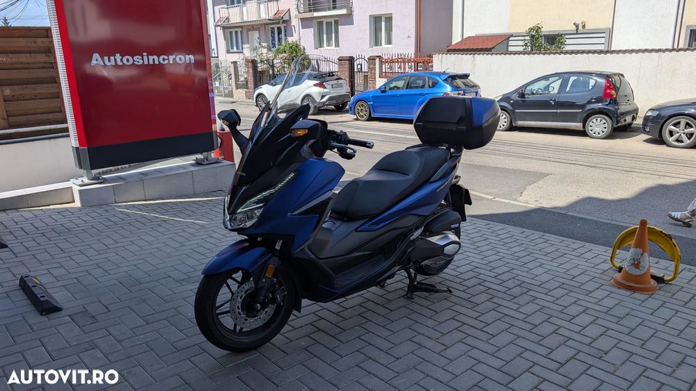 Honda Forza 350 - 5