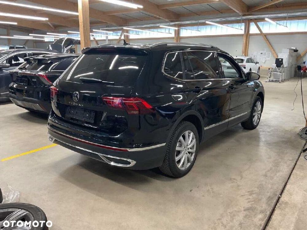 Volkswagen Tiguan Allspace 2.0 TDI 4Mot Elegance DSG - 3