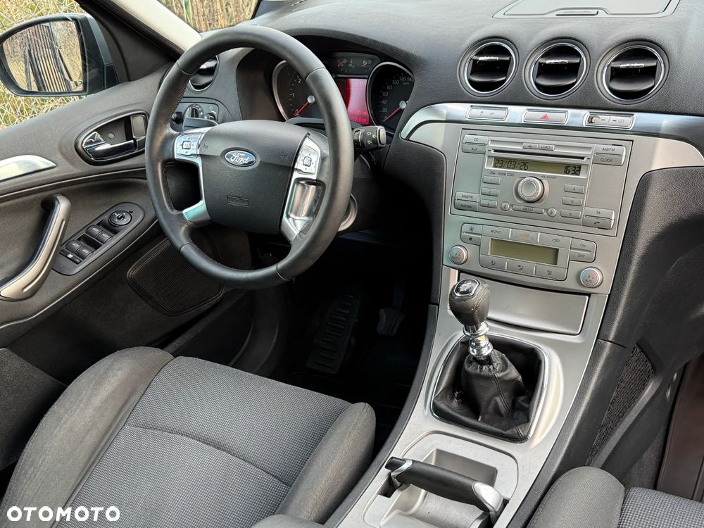 Ford S-Max 2.0 TDCi DPF Titanium - 16