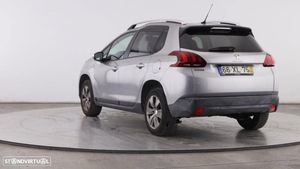 Peugeot 2008 1.2 PureTech Style - 4