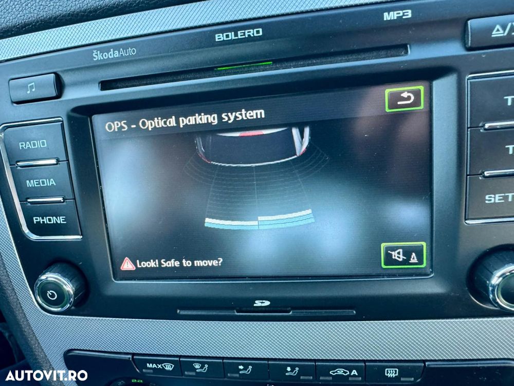 Skoda Octavia Combi 2.0 TDI Elegance Automatic - 10