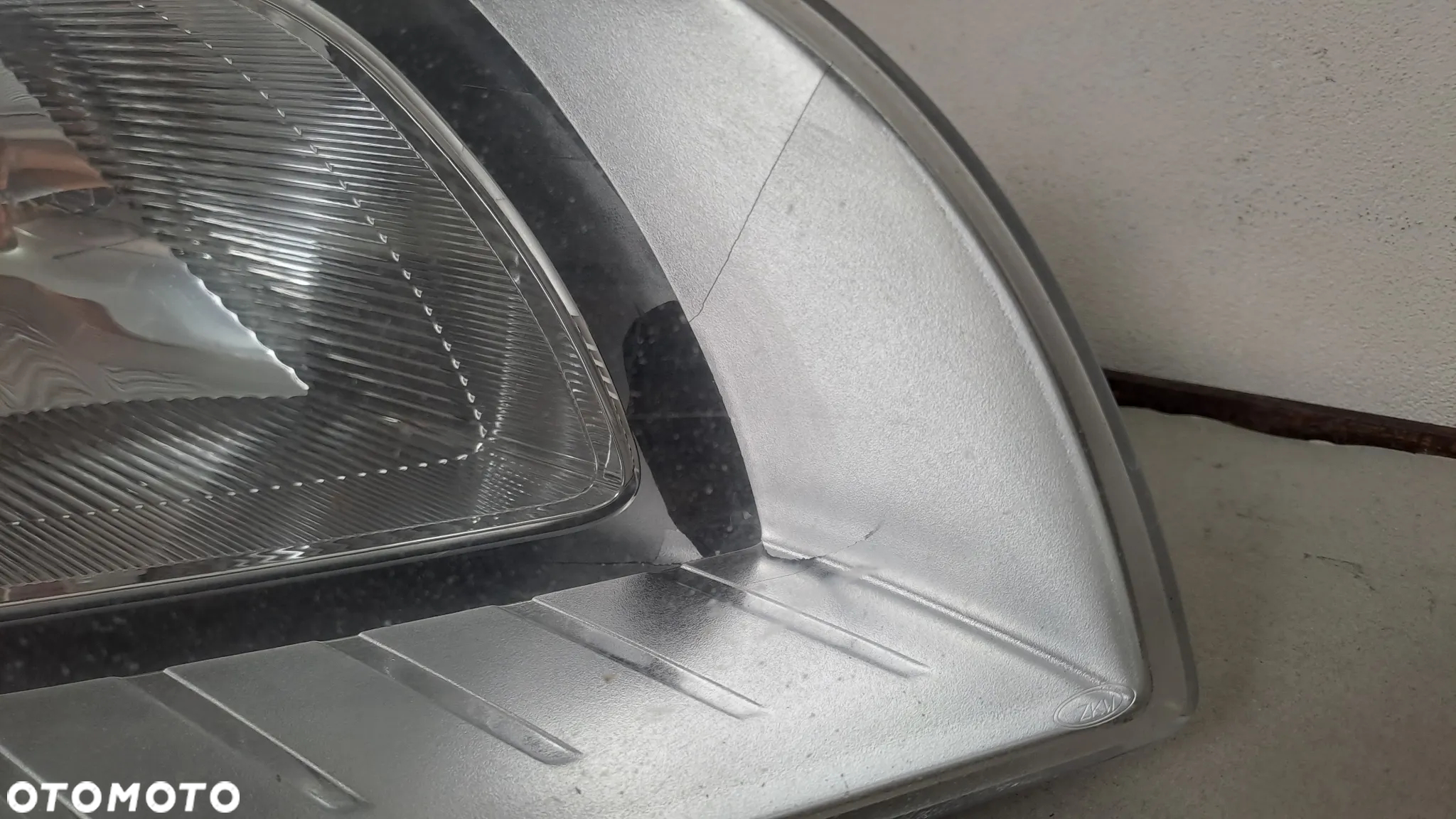 VOLVO S80 II V70 III 07-12 LAMPA LEWA PRZÓD XENON 31214348 EU - 3