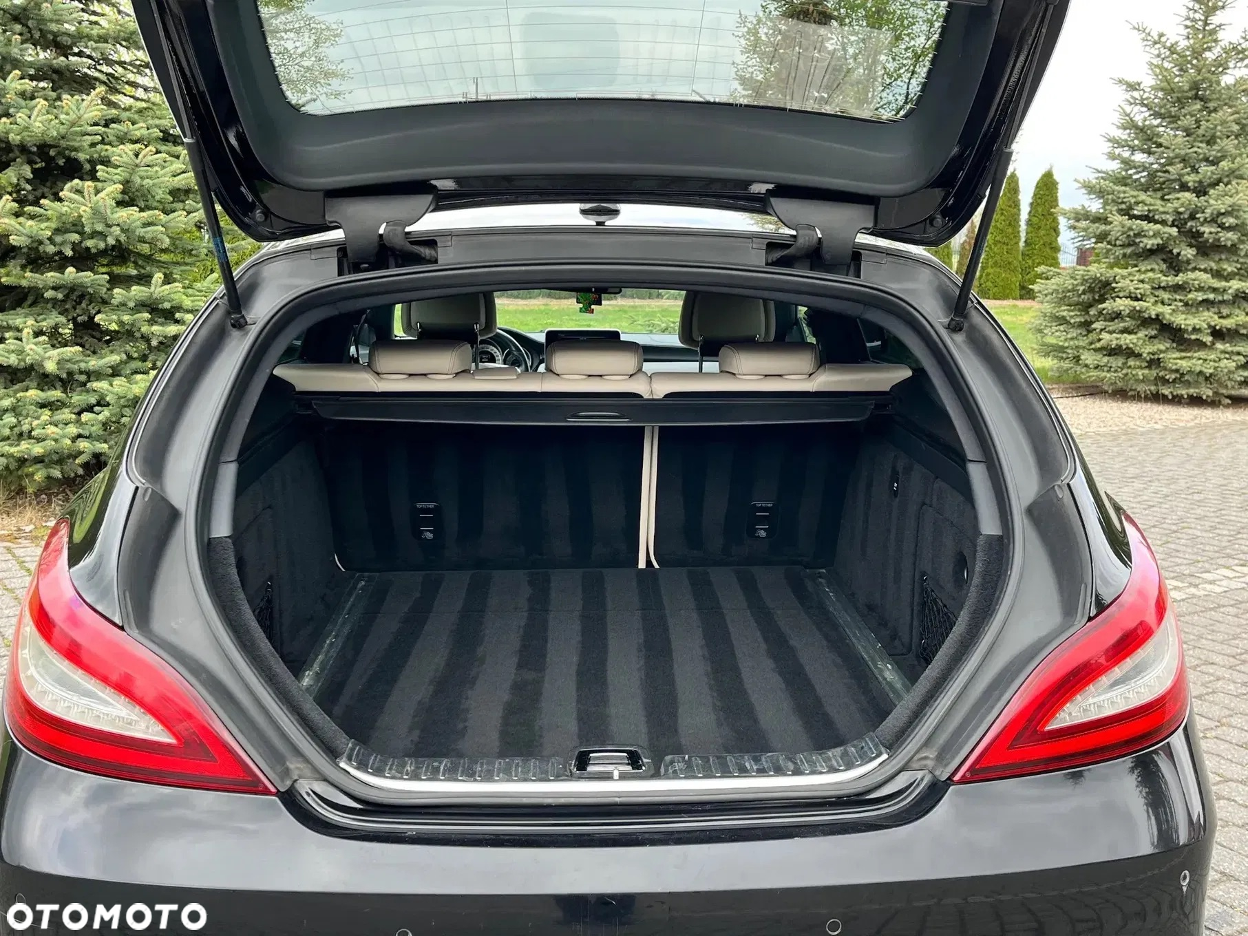 Mercedes-Benz CLS Shooting Brake 400 4Matic 7G-TRONIC Final Edition - 30