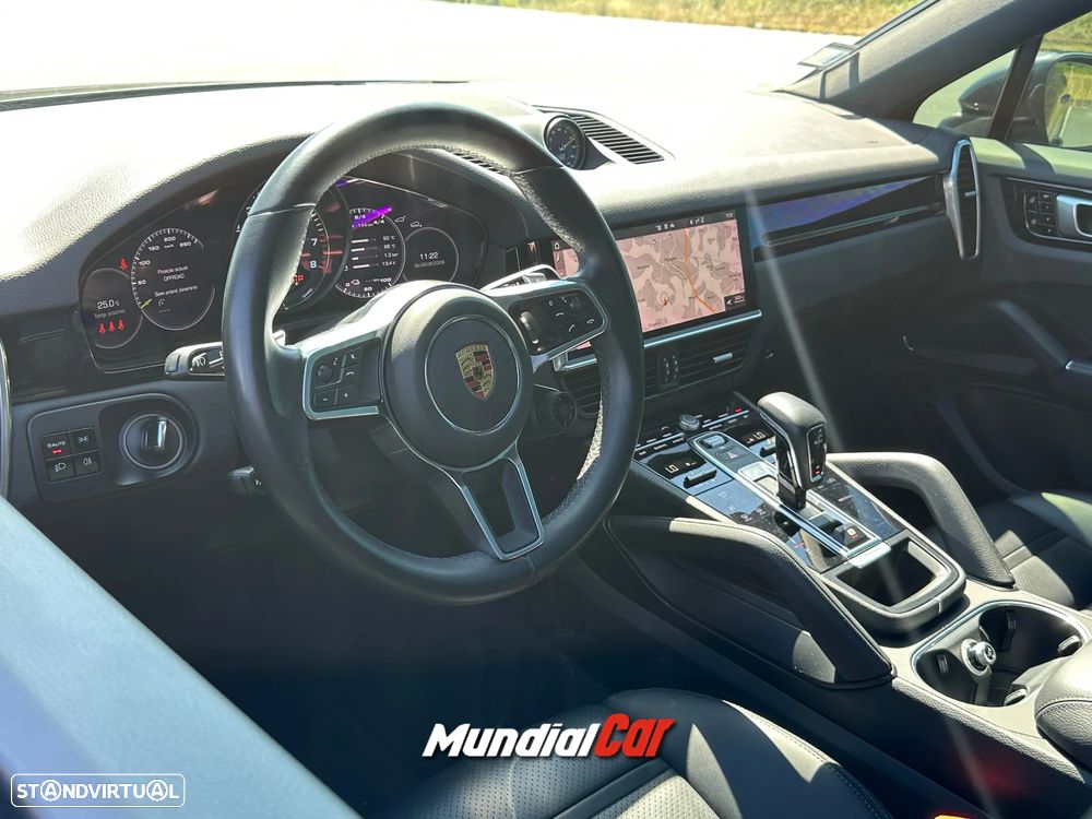 Porsche Cayenne Coupé E-Hybrid - 4