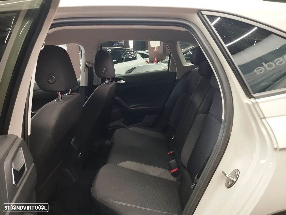 VW Taigo 1.0 TSI - 12