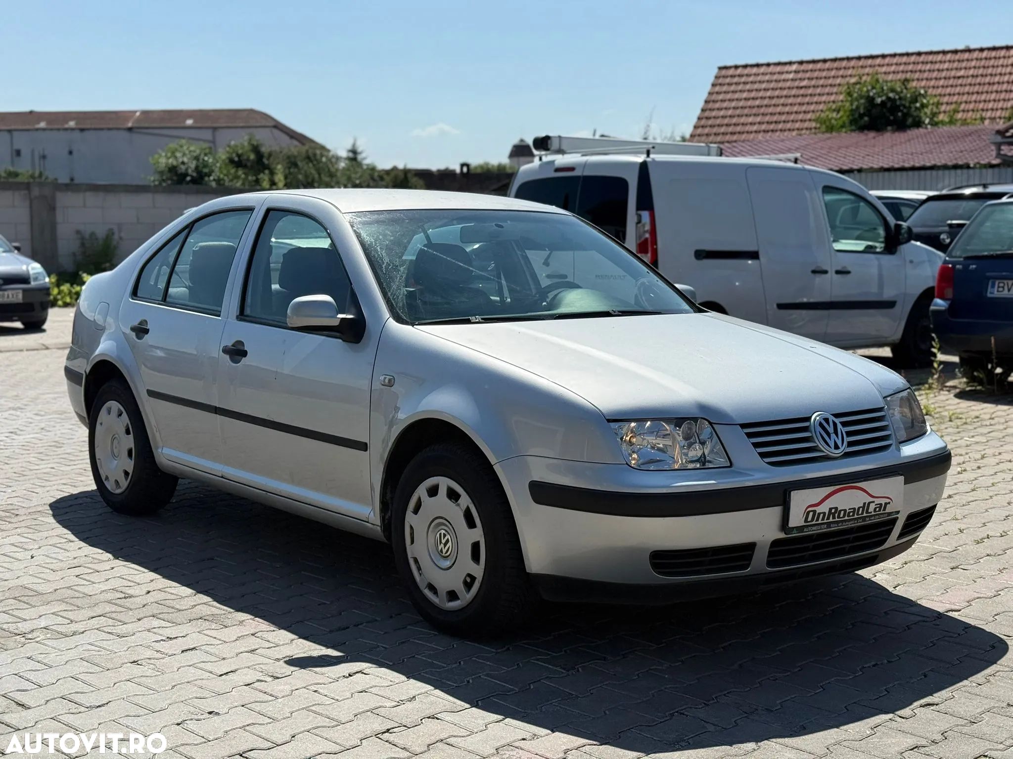 Volkswagen Bora 1.9 TDI Trendline - 1